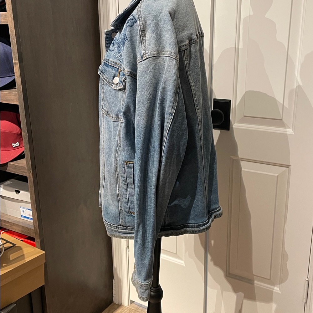 Universal Thread Light Blue Denim Jacket (E) - image 4